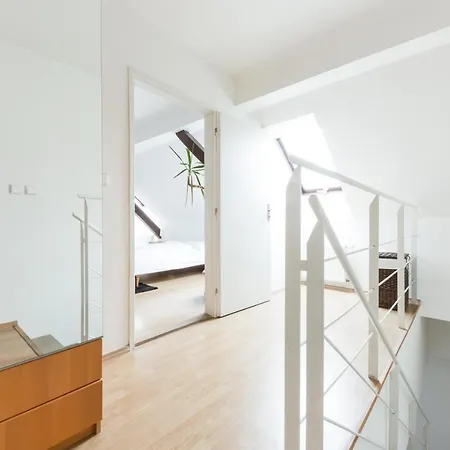 Triplex Penthouse Holandska דירה